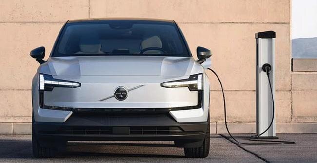 У КОГО БОЛИТ, ТОМУ И ЭЛЕКТРОЛИТ