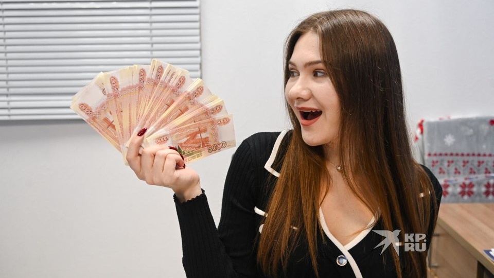 Стало известно, в какой сфере свердловчане зарабатывают больше всего