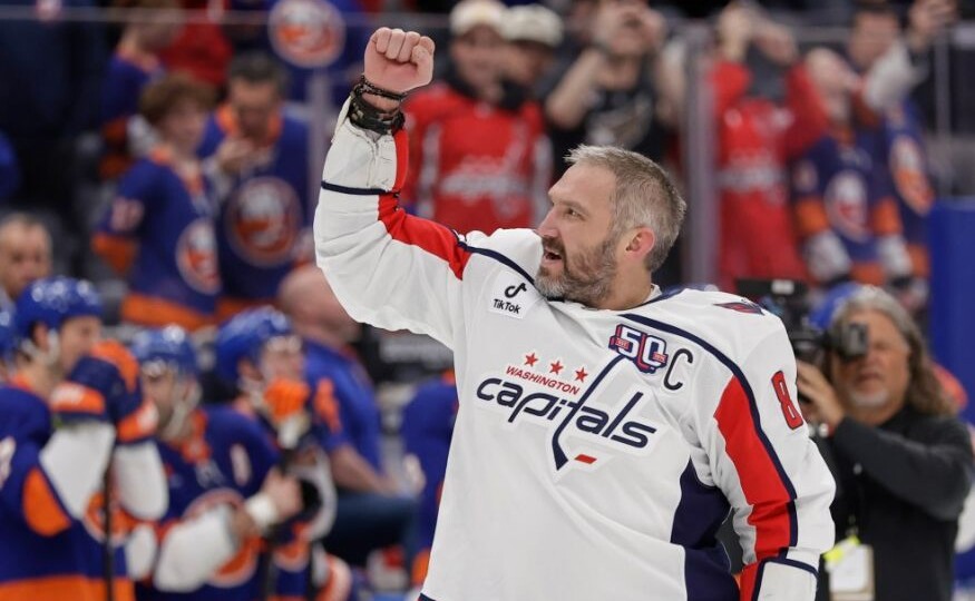 Овечкин побил мировой рекорд НХЛ! 1000-й гол россиянина шокировал Америку