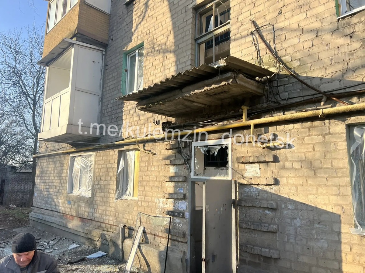    Донецк обстрел здание окна