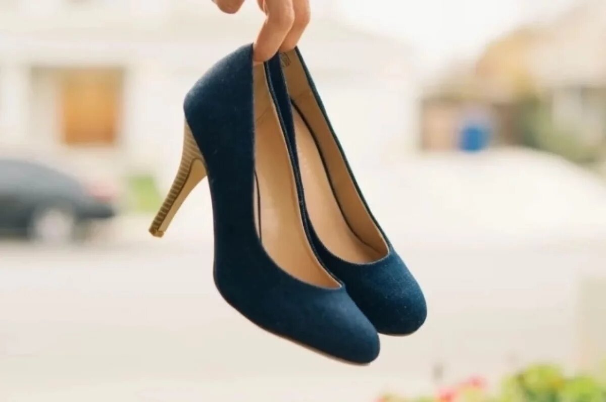    Нижегородка пыталась продать обувь и стала жертвой мошенников