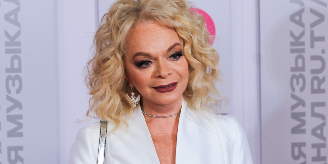 Лариса Долина собрала почти полный зал и сорвала овации в Подольске