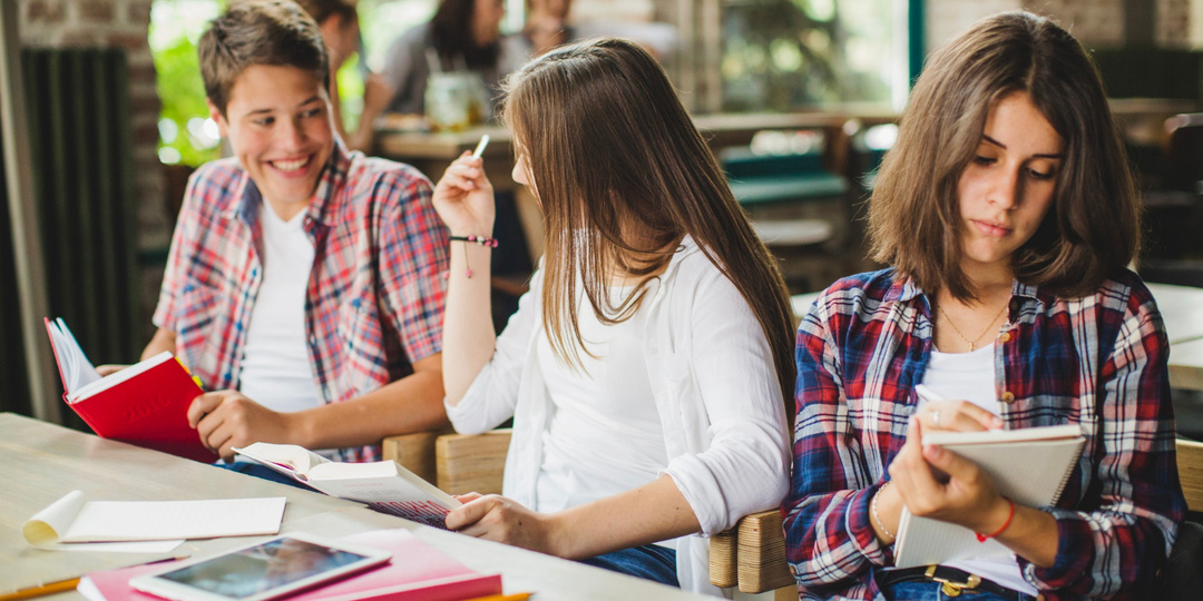 Проходной балл в вузах: что это такое и почему на него нельзя ориентироваться вслепую