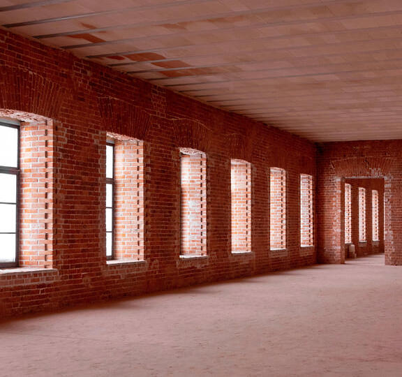 Ярмарки «Контур» и «Контур. Фото» пройдут в Красных казармах в мае