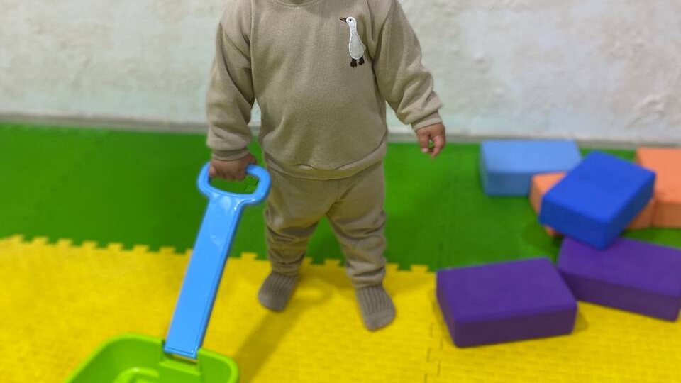 Ярослав у логопеда. Первый месяц занятий. Запуск речи.