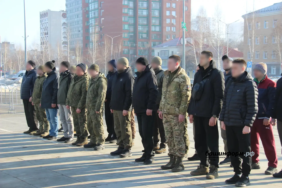     "Үзегезне һәм иптәшләрегезне саклагыз!"