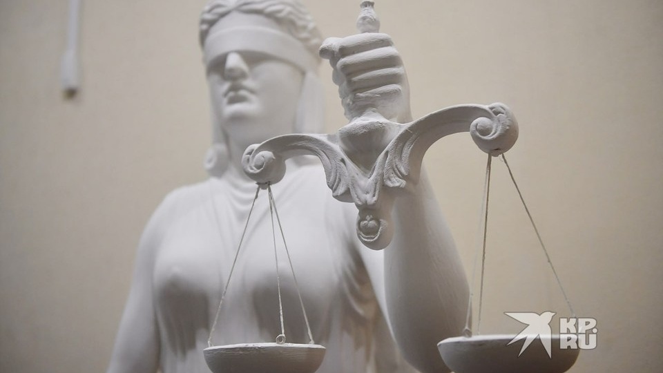 Экс-директор Сысертского лесничества, получавший взятки, отделался штрафом