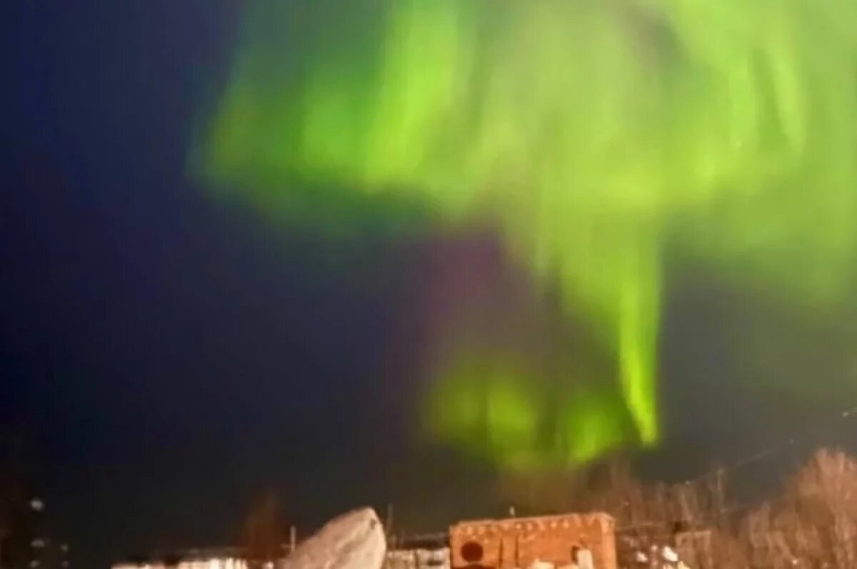    На Коми обрушился мощный геомагнитный шторм с северным сиянием