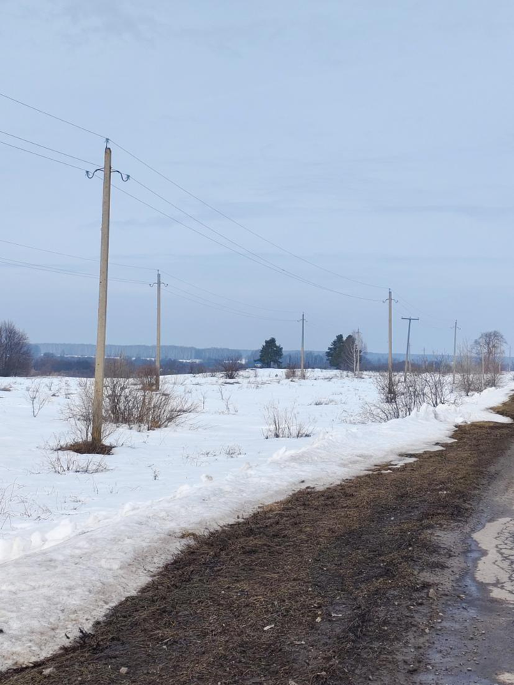 Пару шагов с дороги и снега по колено!