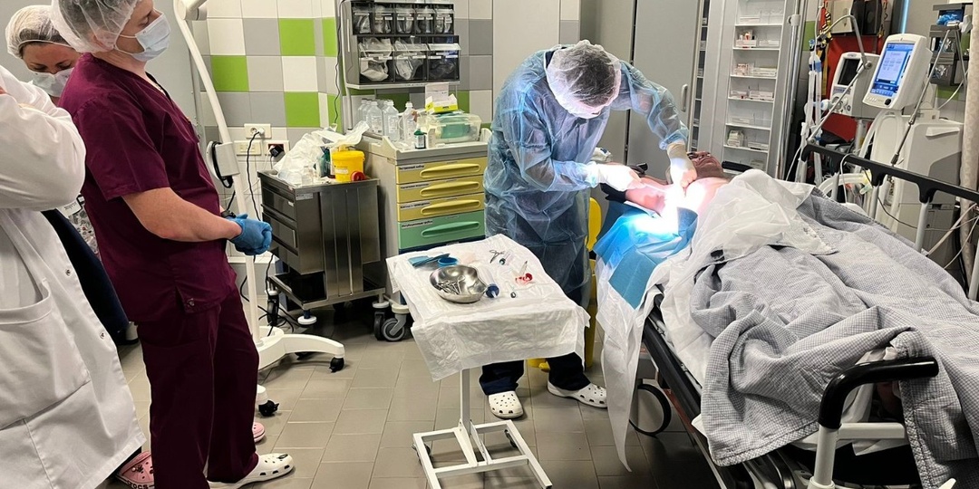 Экстренная помощь при падении с высоты