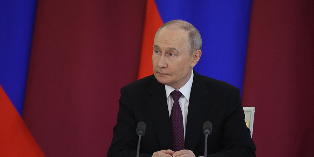 Путин поздравил Ким Чен Ына с переизбранием