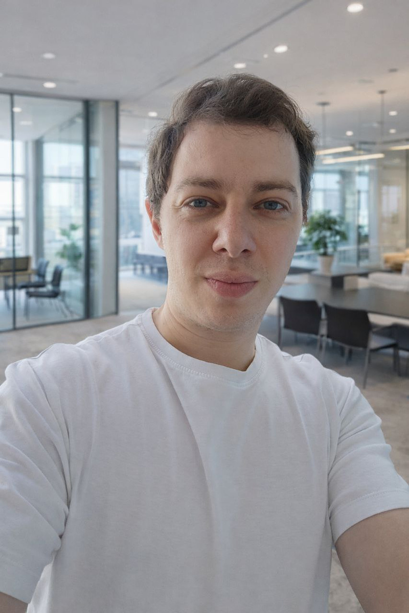    Юрий Шеврикуко