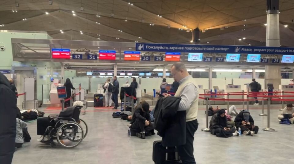    Обстановка в аэропорту Пулково. Источник: t.me/pulkovo_led