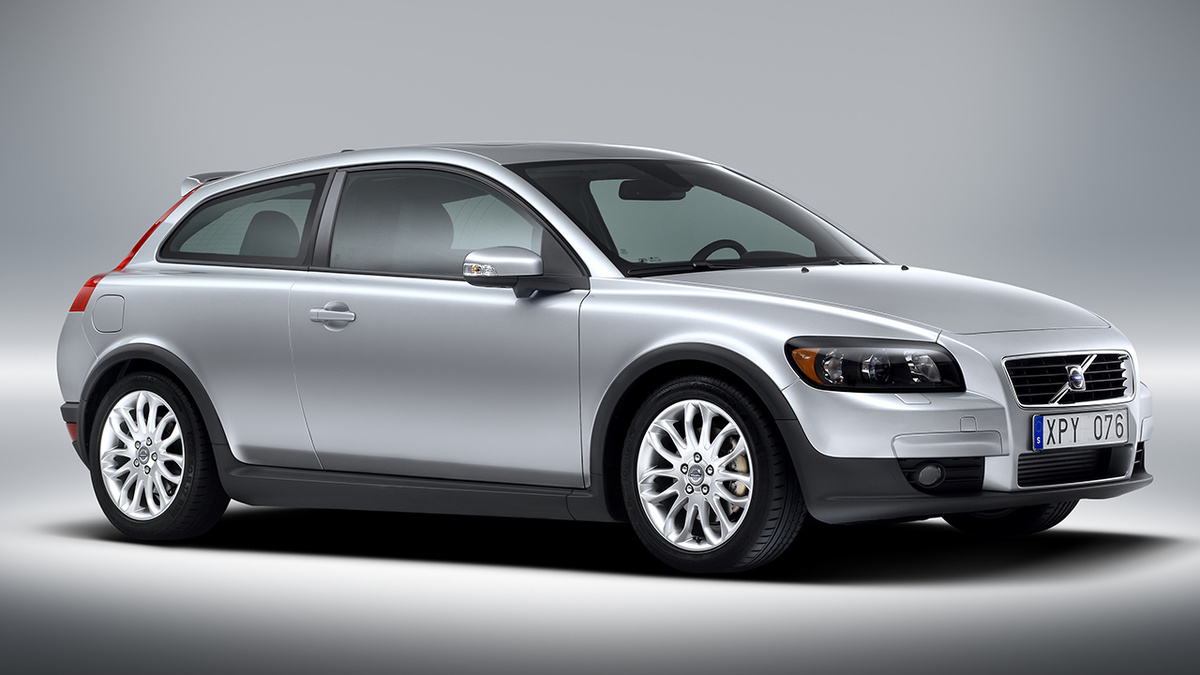 Даже сегодня C30 не выглядит устаревшим
