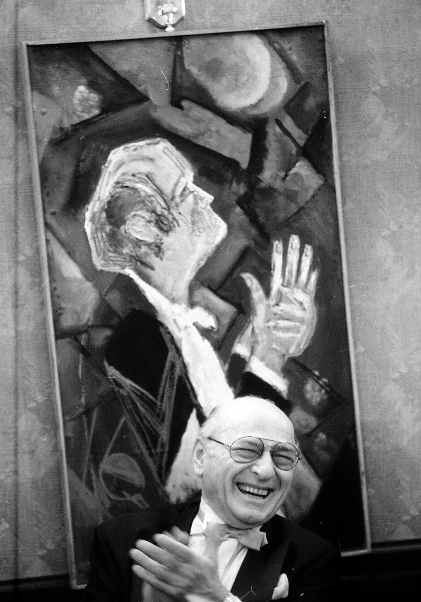    В середине 1940-х Гомиашвили переехал в Москву и поступил в Школу-студию МХАТ. Однако и там он не задержался. На втором курсе обучения артист ввязался в серьёзную драку в ресторане, из-за чего был вынужден вернуться в Тбилиси / Legion-Media / Persona Stars