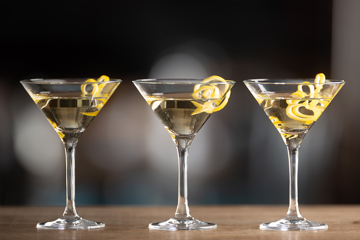 Marian Weyo / Shutterstock / FOTODOM📷Для дома и для классической карты достаточно понимать три основные стилистики: вермут rosso, вермут bianco и сухой вермут