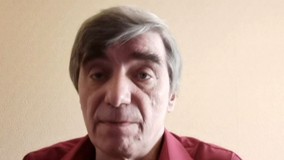    Эксперт Уваров