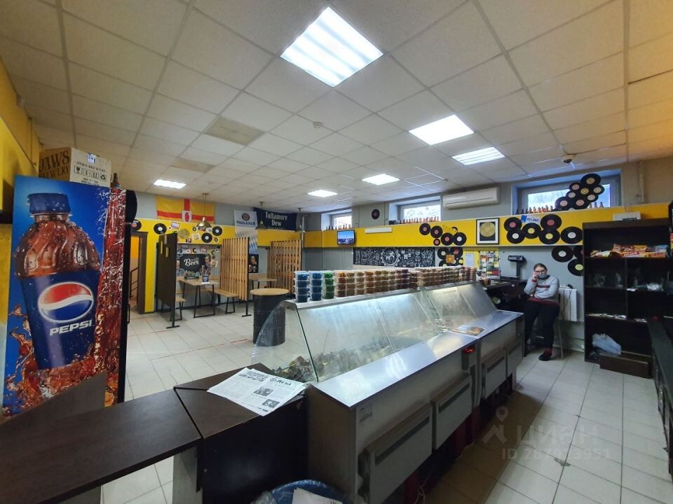    Комплекс "У фонтана" находится на улице Георгия Исакова, 247А. Источник: cian.ru