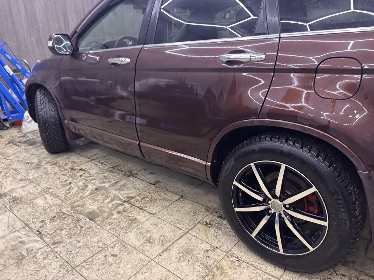 Honda CR-V 3 в стоке - без порогов