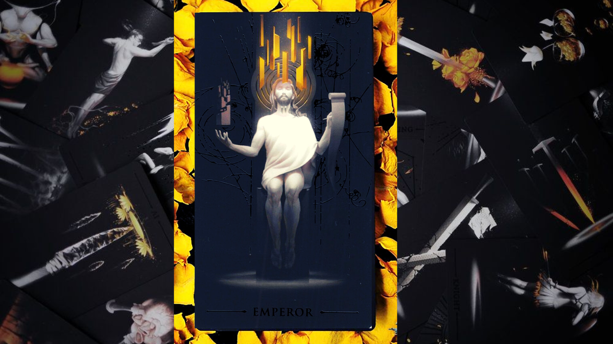 Тройка Мечей. Photo «True Black Tarot» by Arthur Wang