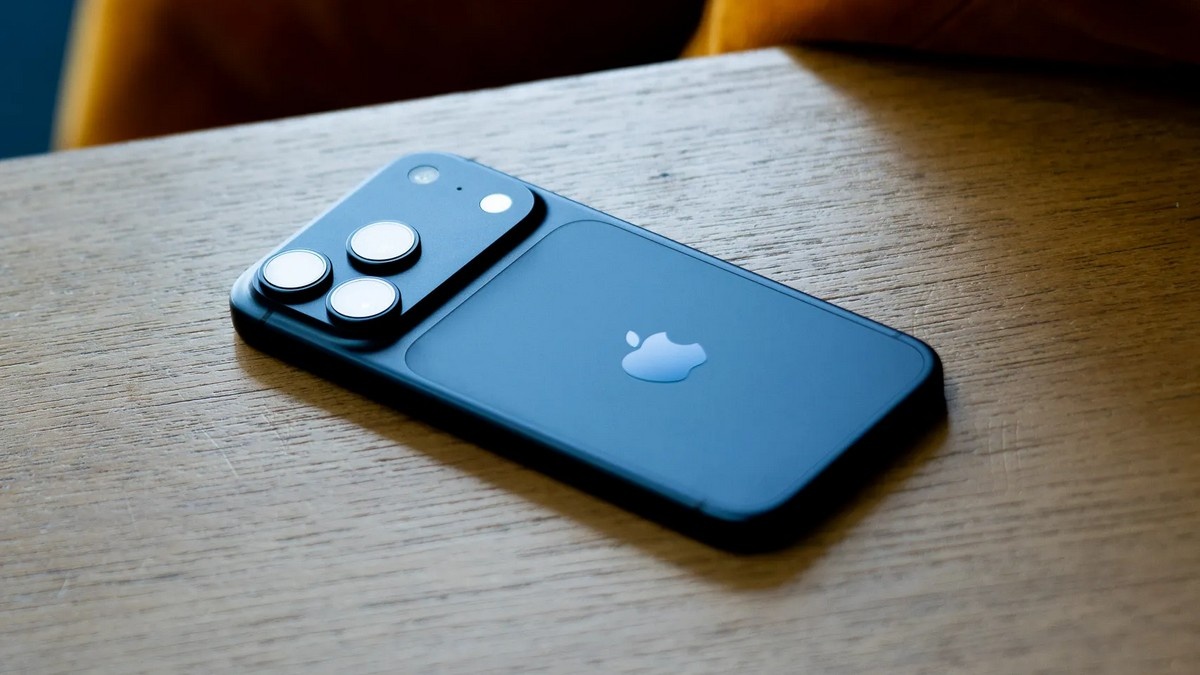 Шпионское ПО правительственного уровня теперь в руках обычных хакеров: под угрозой владельцы iPhone
