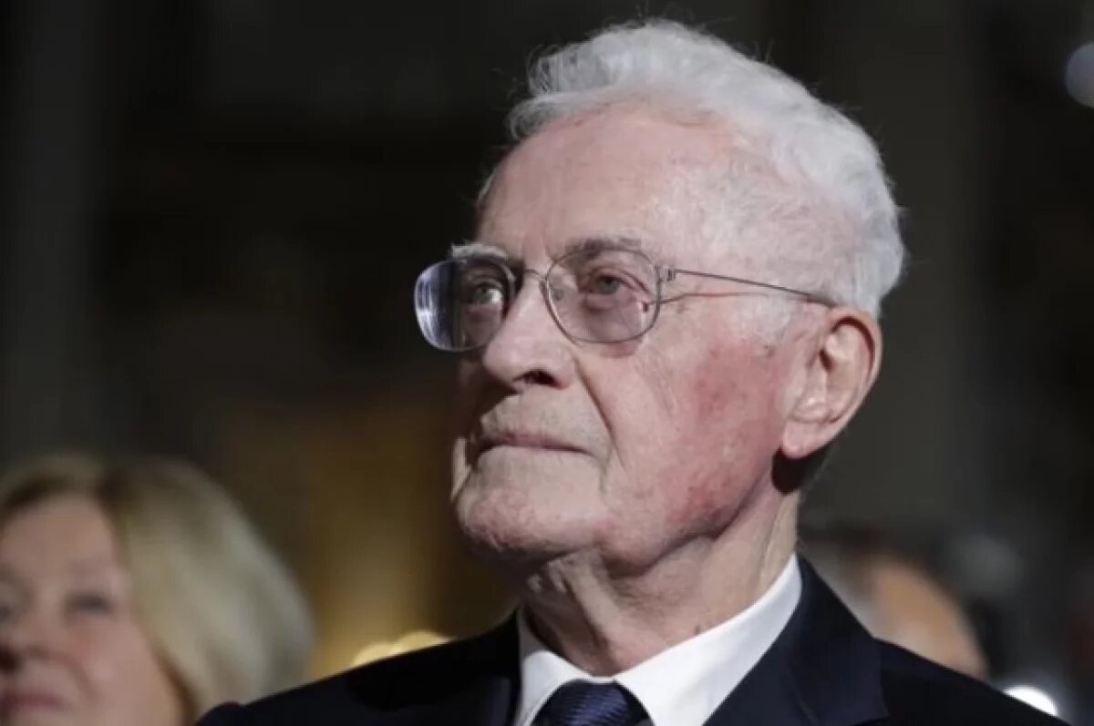    Умер бывший премьер-министр Франции Лионель Жоспен