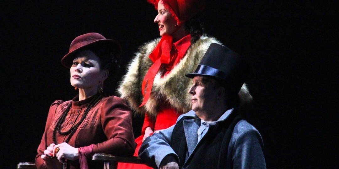 «Бешеные деньги» пополнили репертуар Астраханского драмтеатра