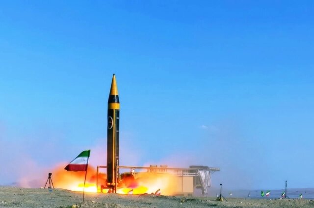    Иранская ракета "Хорремшехр-4" Фото: www.globallookpress.com/ Iranian Defence Ministry