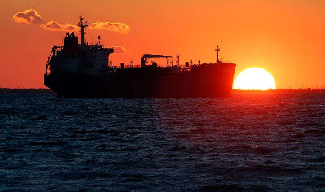    танкер нефть