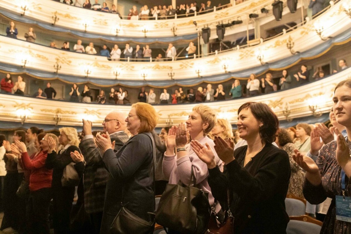 С успехом прошёл III Всероссийский театральный фестиваль имени Валентина Распутина
Фото: Анастасия Токарская/Иркутский драматический театр