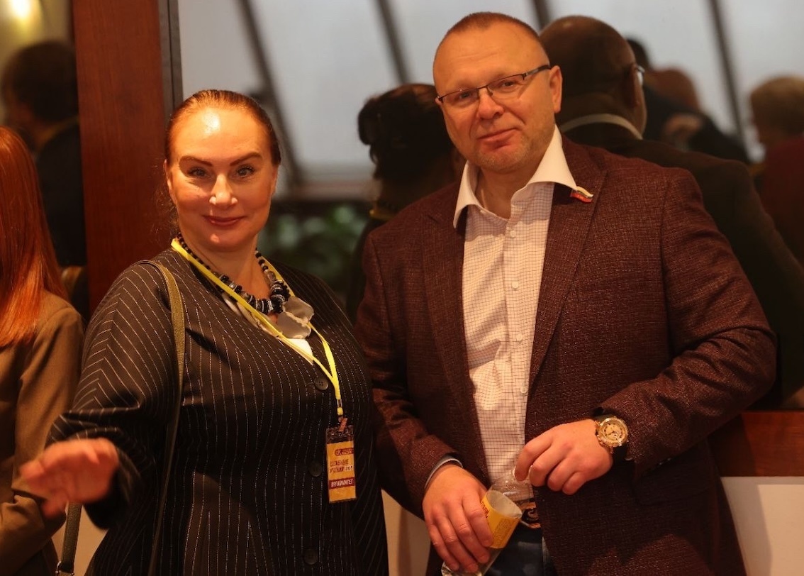 Председатель Ленинградского отделения партии "Справедливая Россия" Игорь Новиков. С 19 марта с.г. - бывший председатель. 