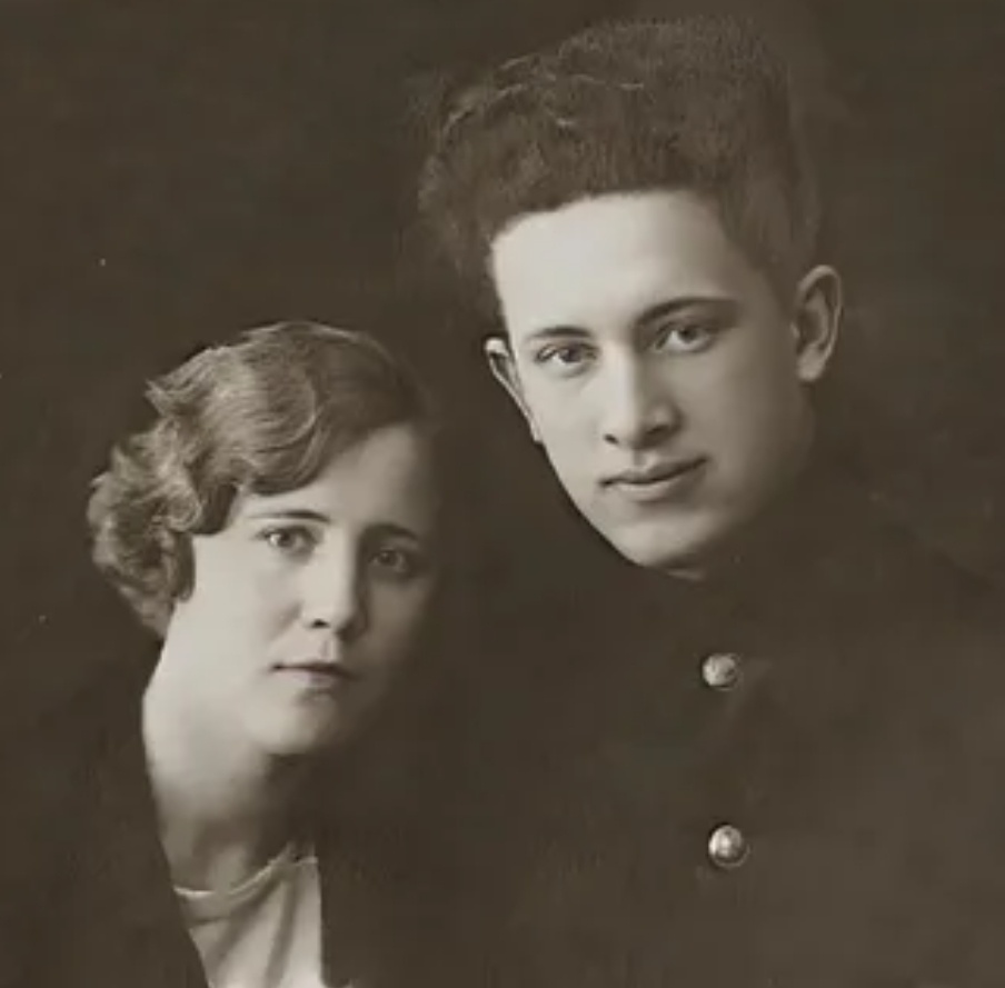 Юрий Андропов с женой Ниной.