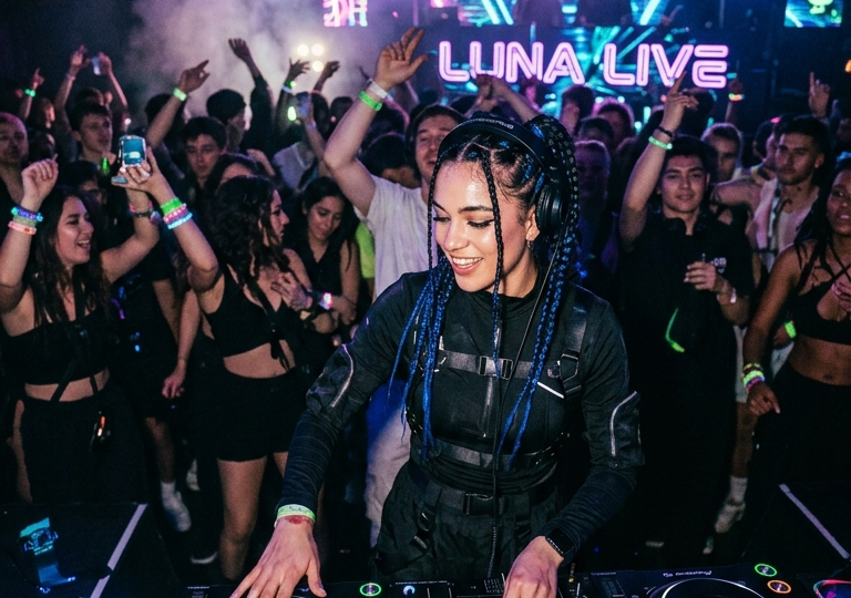 Почему “хороший вкус” часто мешает артисту зарабатывать на музыке