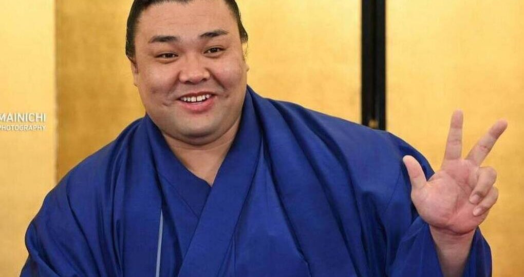 Монголы одержали победу в четырех из шести дивизионов профессионального сумо