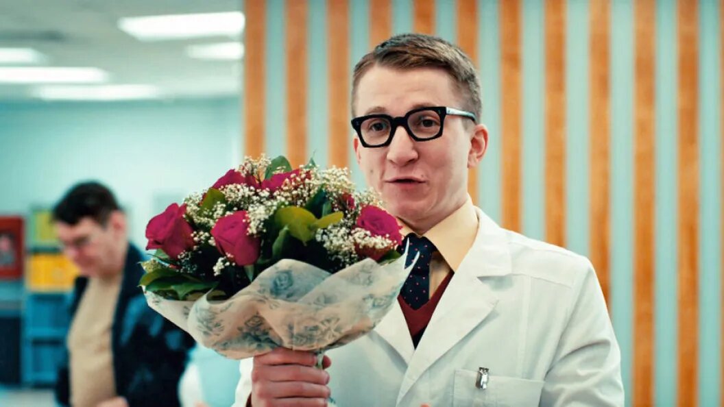    Кадр из сериала "Интерны" (2010-2015). Режиссёры: Максим Пежемский, Заур Болотаев, Милан Килибарда, Евгений Невский, Радда Новикова, Дина Штурманова, Кирилл Седухин, Тито Калатозишвили. НТВ Кино