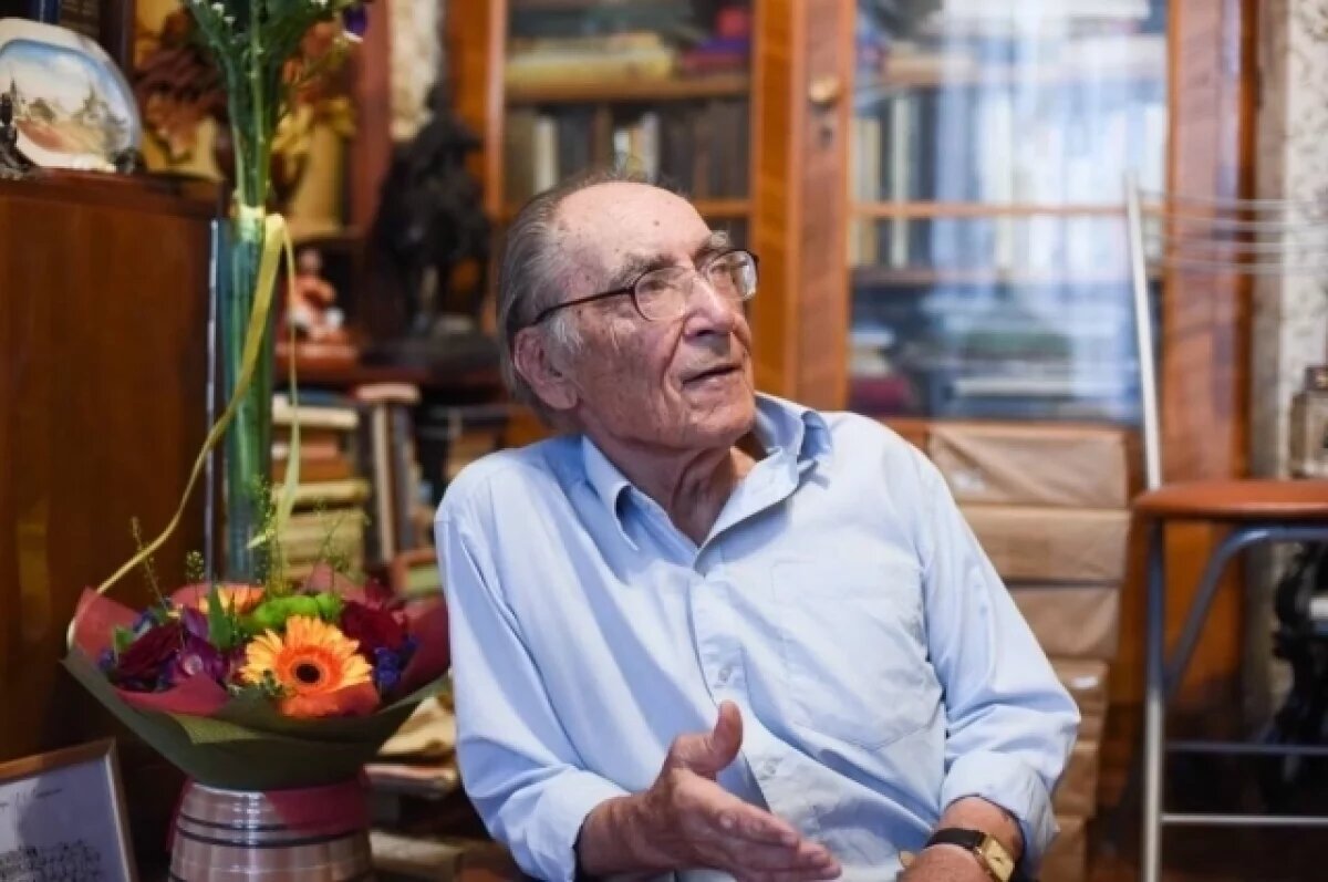    Имя летописца.