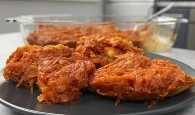 Минтай под маринадом из моркови и лука.