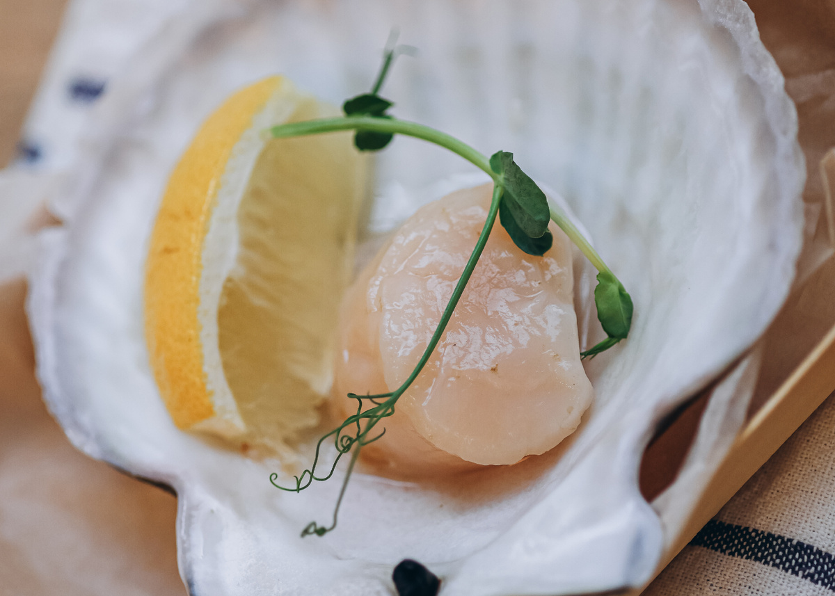 Морской гребешок с лимоном