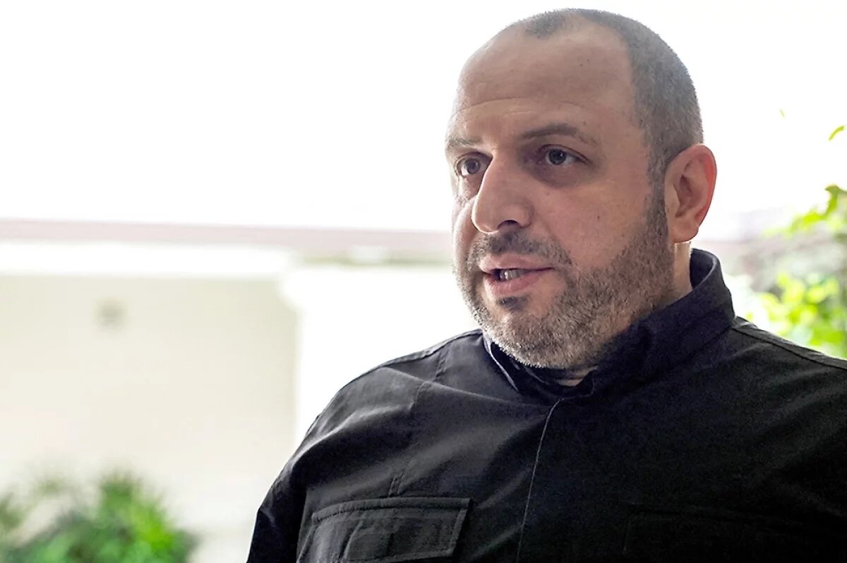    Рустем Умеров.