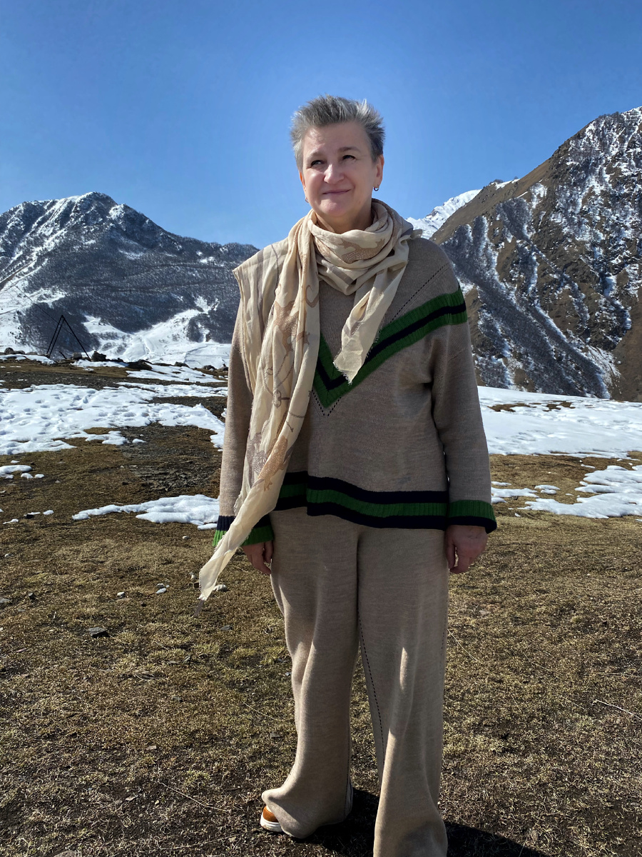 Этот костюм вязала в прошлом году. 