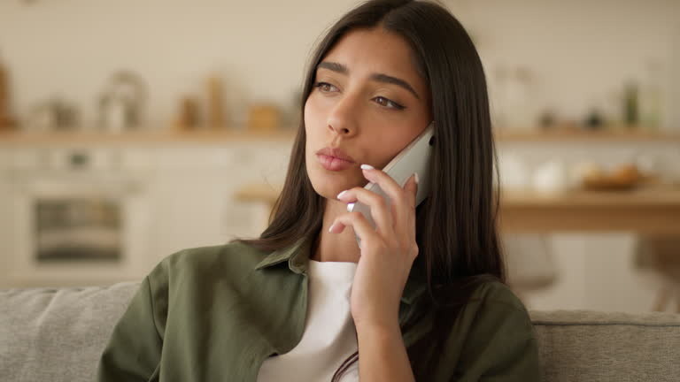 Меня не ломают Люди. Меня ломает Близость