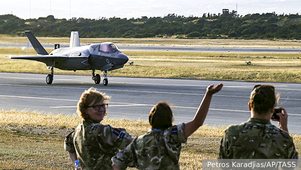     Фото: Petros Karadjias/AP/TASS   
 Текст: Геворг Мирзаян