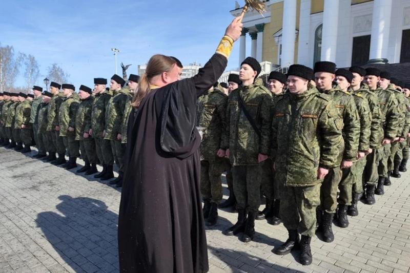    Священник благословил казаков на участие в параде Победы в Москве