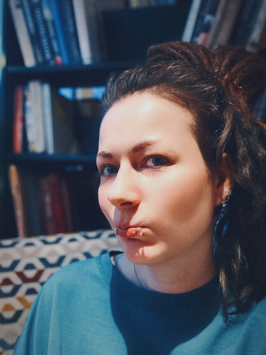 Приветствую! На связи Котовски. Здесь делюсь своими мыслями, моментами из жизни и уникальной атмосферой. Надеюсь, мой контент вдохновит тебя и подарит море положительных эмоций. Добро пожаловать! Не стесняйся подписываться и заглядывать ко мне почаще ;)