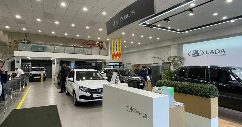 Салон LADA - купил машину, уехал... Дальше ты нужен, как собаке пятая нога.