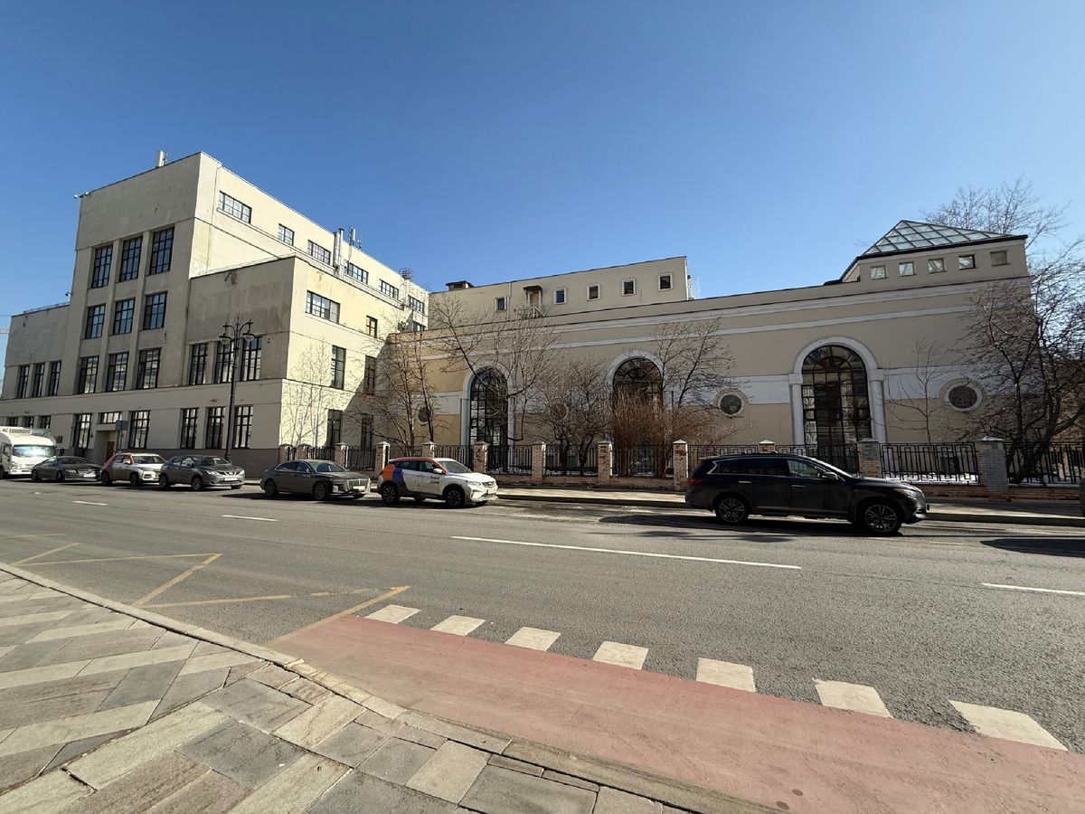 Фото автора канала. Здание первой московской АТС.