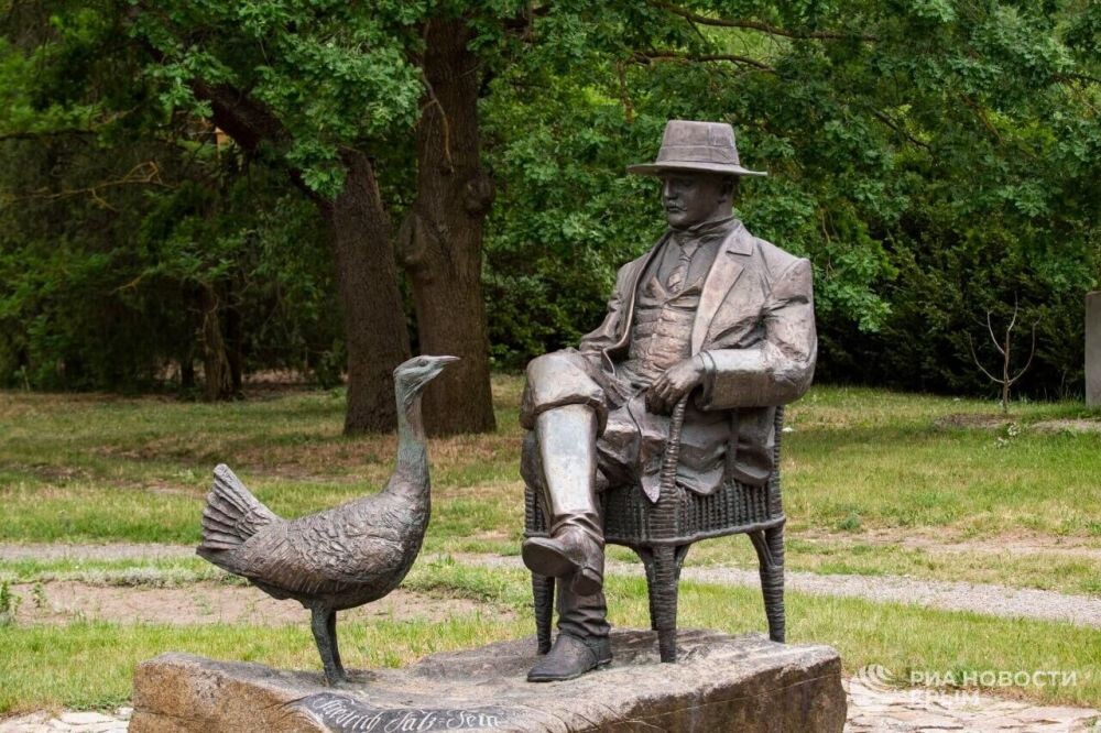 «Я хочу собрать здесь весь мир», — Фридрих Фальц-Фейн. Фото из открытых источников