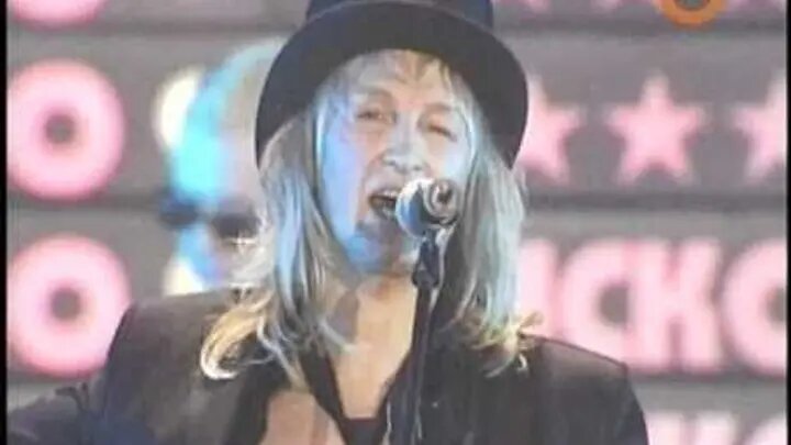 Александр Иванов «Бледный бармен»