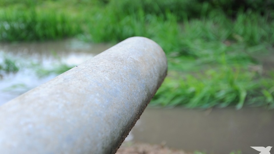 В Горноуральске оздоровительный комплекс сливал в реку сточные воды