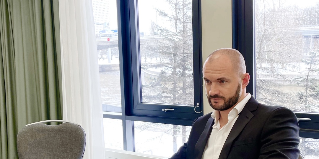 Мать смотрела на судью и умоляла, но тот был непреклонен: ребенок будет жить с папой